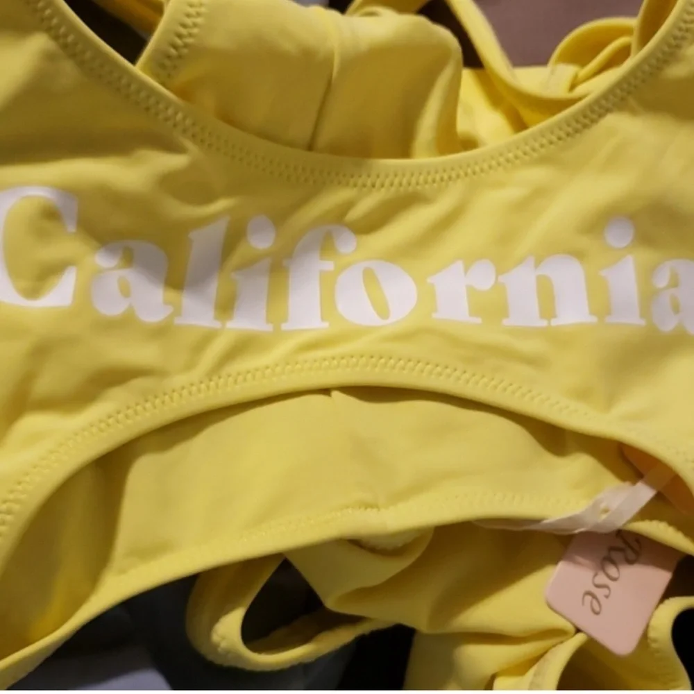 CHLOE ROSE one piece swimsuit bathing suit size small yellow - Picture 6 of 7